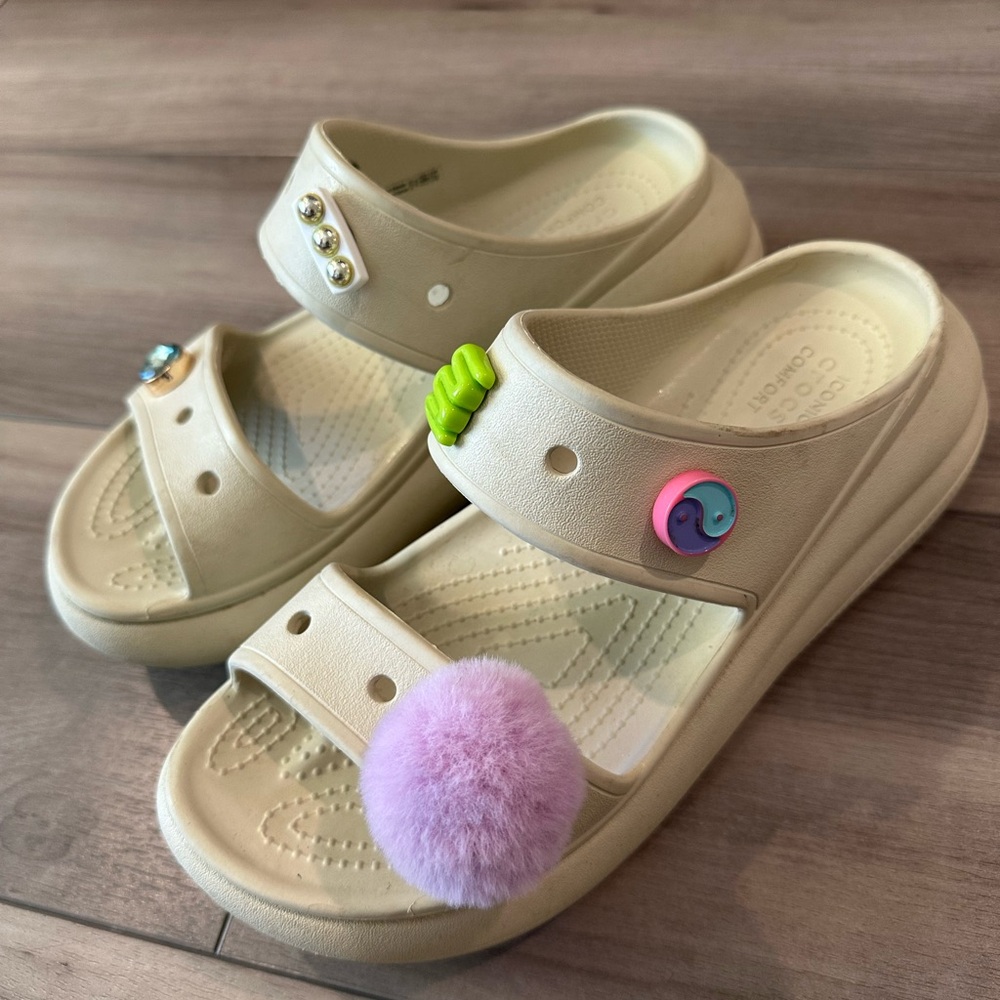 Crocs Classic Crush Sandal Bone Size 8